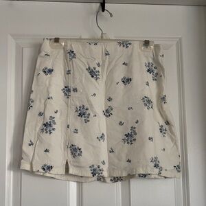 American Eagle Outfitters White and Blue Floral Skirt